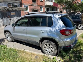 2010 Volkswagen Tiguan I, серебристый, 900000 рублей, вид 5