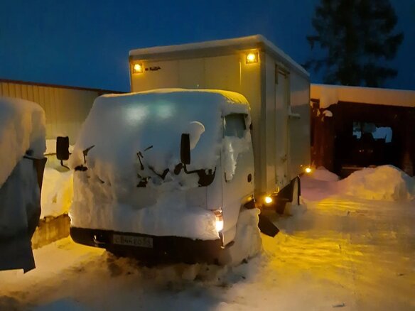 1999 Isuzu Elf (N-series), белый, 1500000 рублей - вид 4