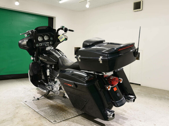 2006 Harley-Davidson Street Glide, чёрный, 660000 рублей - вид 5