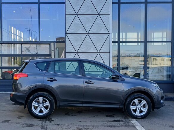 2013 Toyota RAV4 IV (XA40), серый - вид 3