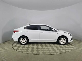 2019 Hyundai Solaris II, белый, 1099000 рублей, вид 4