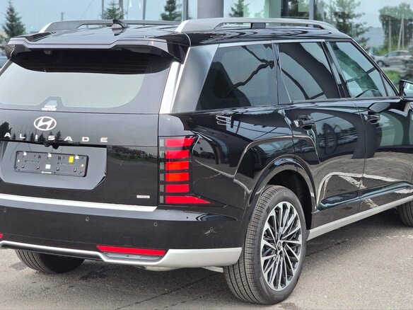 2026 Hyundai Palisade II, чёрный, 10600000 рублей - вид 2