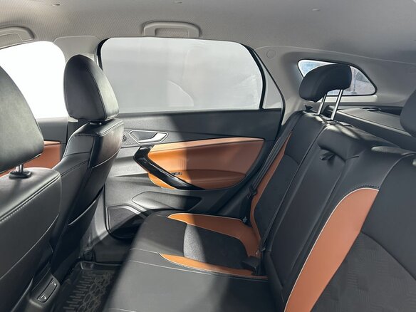 2026 Lada (ВАЗ) Vesta SW Cross I Рестайлинг (NG), белый - вид 20