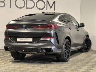 2022 BMW X6 40d III (G06), чёрный, 10749000 рублей, вид 2