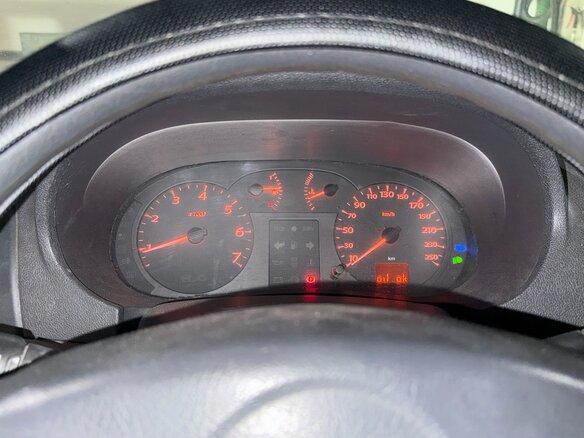 2010 Renault Symbol ll, белый, 265000 рублей - вид 6
