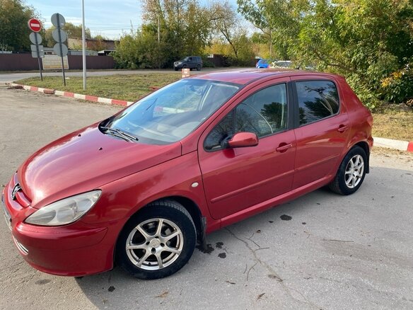2004 Peugeot 307 I, красный, 300000 рублей - вид 8