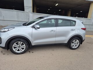 2017 Kia Sportage IV, серебристый, 2099000 рублей, вид 3