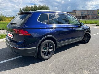 2021 Volkswagen Tiguan Allspace II Рестайлинг, синий, 3500000 рублей, вид 4
