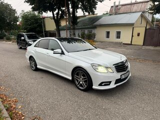 2011 Mercedes-Benz E-Класс 300 IV (W212, S212, C207), белый, 1500000 рублей, вид 3