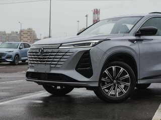 2024 Changan CS75 Plus III, серый, 3633201 рублей, вид 4