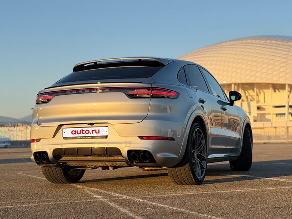 2019 Porsche Cayenne S Coupé III, серый, 8500000 рублей - вид 15