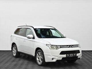 2013 Mitsubishi Outlander III, белый, 1105000 рублей, вид 1