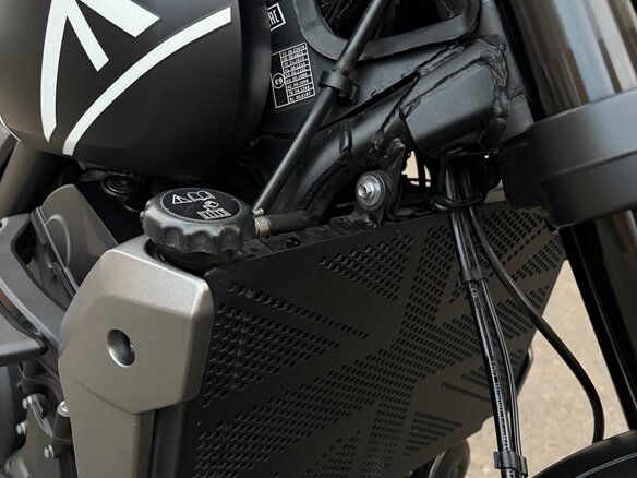 2022 Triumph Trident 660, чёрный, 930000 рублей - вид 19
