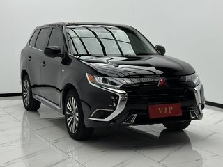 2022 Mitsubishi Outlander III Рестайлинг 3, чёрный, 1850000 рублей, вид 1