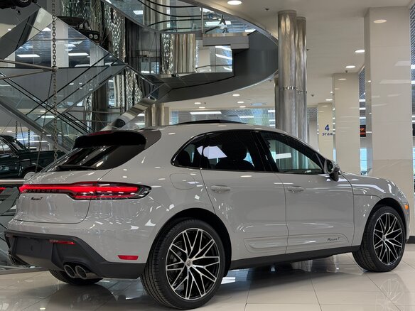 2025 Porsche Macan I Рестайлинг 2, серый, 11495000 рублей - вид 12