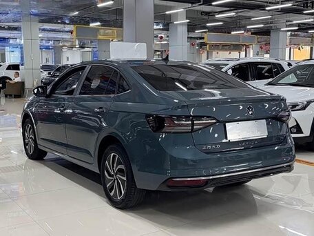 2023 Volkswagen Lavida III Рестайлинг, синий, 1470000 рублей, вид 4