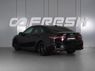 2021 Toyota Camry VIII (XV70) Рестайлинг, чёрный, 3390000 рублей, вид 2