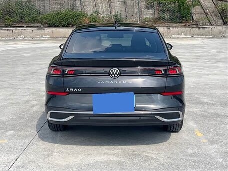 2022 Volkswagen Lamando I Рестайлинг, чёрный, 2400000 рублей, вид 5