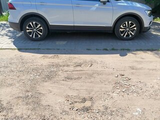 2019 Volkswagen Tiguan II, серый, 3200000 рублей, вид 5