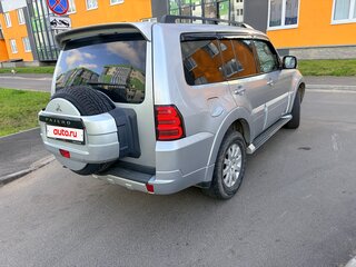 2013 Mitsubishi Pajero IV Рестайлинг 1, серебристый, 2070000 рублей, вид 4