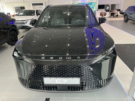 Omoda C7