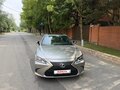 2021 Lexus ES 250 VII Рестайлинг, серый - вид 1