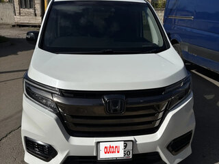 2019 Honda Stepwgn Spada V Рестайлинг, белый, 2900000 рублей, вид 3