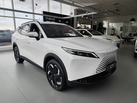 Omoda C7