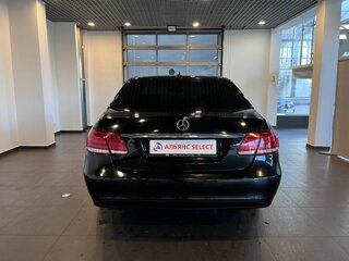 2013 Mercedes-Benz E-Класс 200 IV (W212, S212, C207) Рестайлинг, чёрный, 1820000 рублей, вид 4