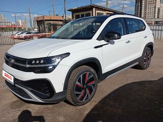 Volkswagen Tharu 330 TSI I Рестайлинг