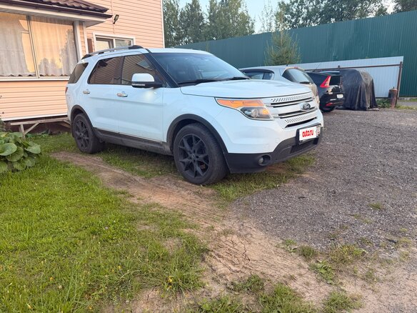 2014 Ford Explorer V, белый - вид 1