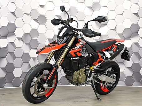 2024 Ducati Hypermotard, чёрный, 1277000 рублей, вид 2