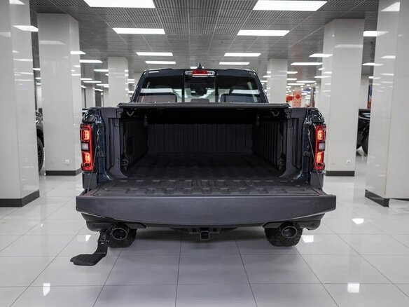 2025 Ram 1500 Crew Cab V Рестайлинг, синий, 8490000 рублей - вид 10