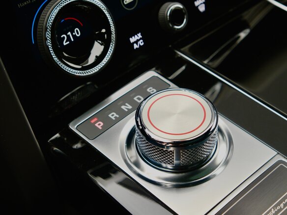2021 Land Rover Range Rover IV Рестайлинг, чёрный, 11500000 рублей - вид 26