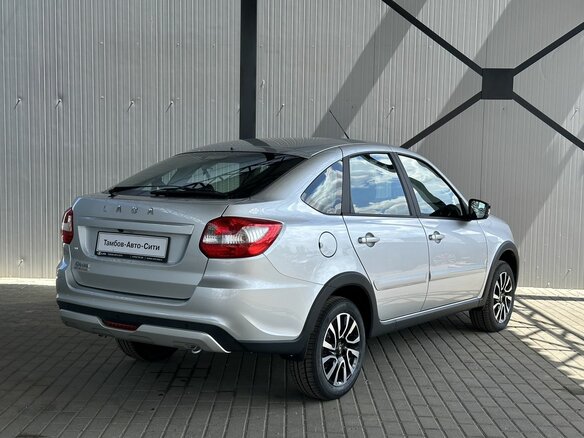 2026 Lada (ВАЗ) Granta Active Cross I Рестайлинг, серебристый - вид 12