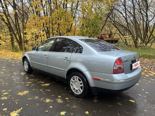 2002 Volkswagen Passat B5 Рестайлинг, голубой, 425000 рублей, вид 3
