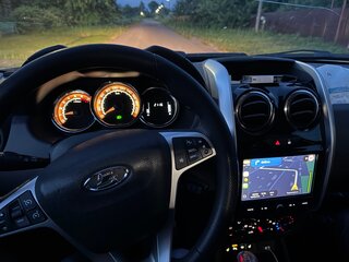 2025 Lada (ВАЗ) Largus Cross I Рестайлинг, белый, 1670000 рублей, вид 2