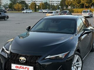 2021 Lexus IS 300 III Рестайлинг 2, чёрный, 4300000 рублей, вид 2