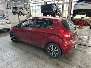 2010 Hyundai i20 I, красный, 740000 рублей, вид 4