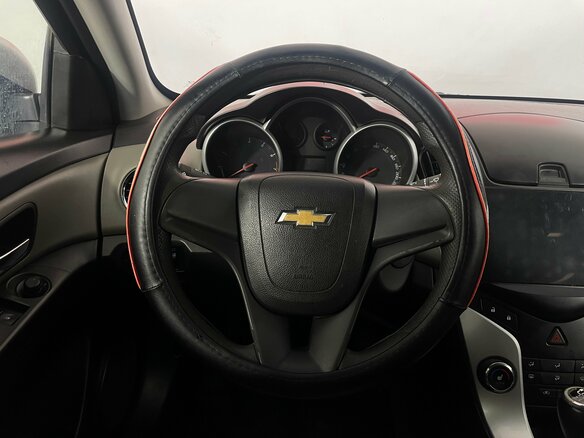 2014 Chevrolet Cruze I Рестайлинг, серебристый - вид 11