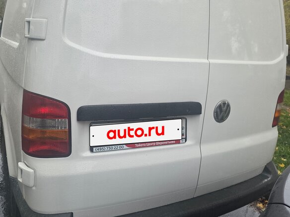 2008 Volkswagen Transporter T5, серый, 1000000 рублей - вид 4