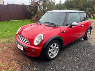 2006 Mini Hatch Cooper I (R50), красный, 550000 рублей, вид 2