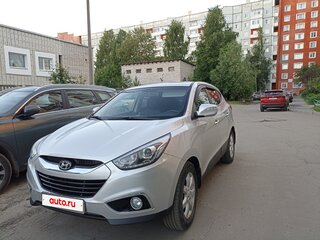 2014 Hyundai ix35 I Рестайлинг, серебристый, 1299000 рублей, вид 3