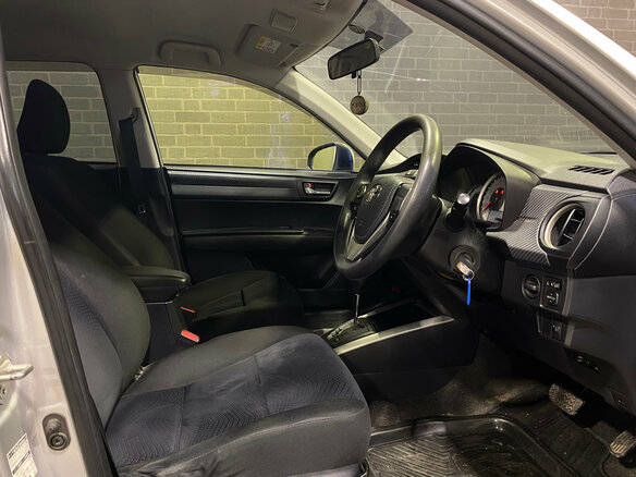 2013 Toyota Corolla Fielder XI (E160, E170, E180), серый, 1149000 рублей - вид 8