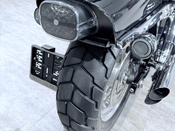 2011 Harley-Davidson Fat Bob, чёрный, 1099000 рублей - вид 26