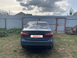2012 Kia Rio 5-speed III, голубой, 750000 рублей, вид 3