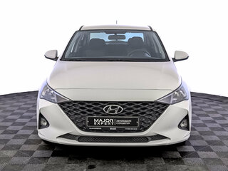 2022 Hyundai Solaris II Рестайлинг, белый, 1570000 рублей, вид 2