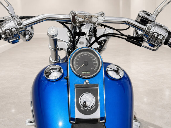 2005 Harley-Davidson Softail Standard, синий, 870000 рублей - вид 8