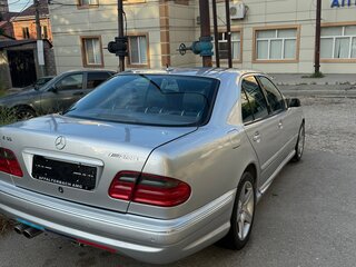 2001 Mercedes-Benz E-Класс 280 II (W210, S210) Рестайлинг, серебристый, 650000 рублей, вид 2