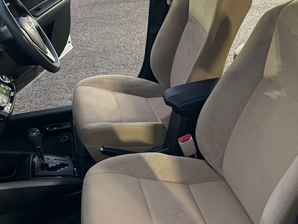 2015 Toyota Corolla Axio XI (E160, E170, E180), белый, 1100000 рублей - вид 13